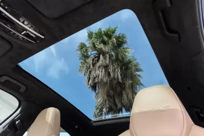 Porsche Cayenne Coupé 2021 - 120000 EUR, 93815 km - AUTO.MOTO.pt - 93815km - foto 10 de 22