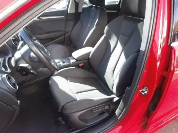 Audi A3 Sportback 2015 - 17500 EUR, 195633 km - AUTO.MOTO.pt - 195633km - foto 12 de 41
