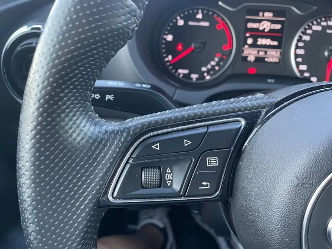 Audi A3 Limousine 2019 - 24999 EUR, 107600 km - AUTO.MOTO.pt - 107600km - foto 21 de 43