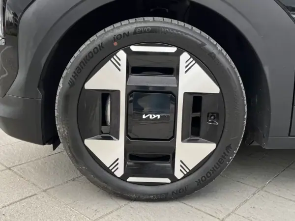 Kia EV3 2024 - 41500 EUR, 11000 km - AUTO.MOTO.pt - 11000km - foto 18 de 18
