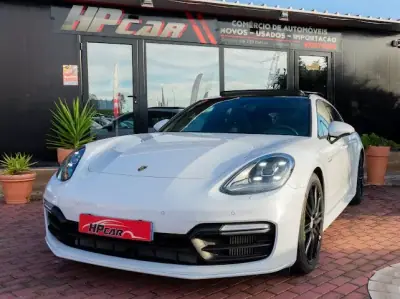 Porsche Panamera Sport Turismo 2020 - 72990 EUR, 132000 km - AUTO.MOTO.pt - 132000km - foto 8 de 22