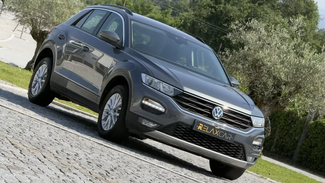 Volkswagen T-Roc 2019 - 16000 EUR, 195000 km - AUTO.MOTO.pt - 195000km - foto 12 de 26
