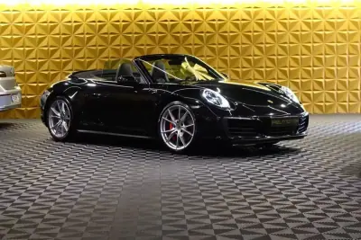 Porsche 911 2017 - 119000 EUR, 75000 km - AUTO.MOTO.pt - 75000km - foto 37 de 40