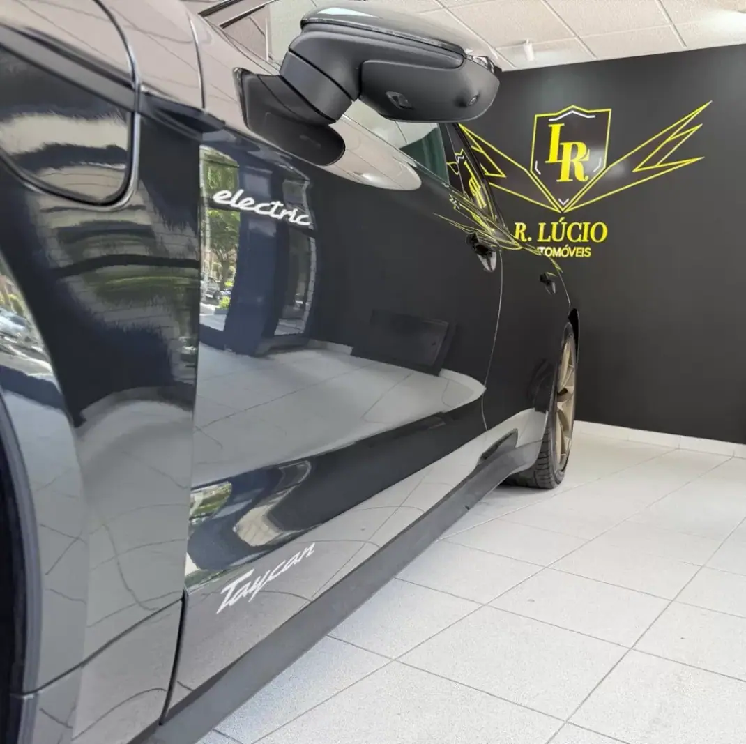 Porsche Taycan 2023 - 69000 EUR, 84534 km - AUTO.MOTO.pt - 84534km - foto 13 de 39