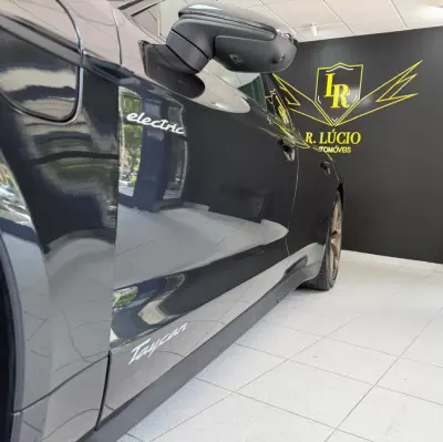 Porsche Taycan 2023 - 69000 EUR, 84534 km - AUTO.MOTO.pt - 84534km - foto 13 de 39