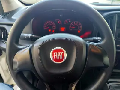 Fiat Doblo 1.3 Multijet ,3Lug. ,Iva Dedutivel 2017 - 9980 EUR, 85000 km - AUTO.MOTO.pt - 85000km - foto 23 de 26