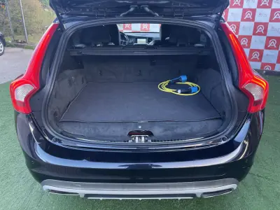 Volvo V60 2015 - 14990 EUR, 184500 km - AUTO.MOTO.pt - 184500km - foto 21 de 21