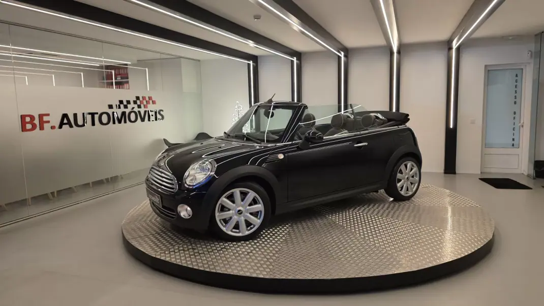 MINI Cooper 2010 - 9900 EUR, 144067 km - AUTO.MOTO.pt - 144067km - foto 2 de 56