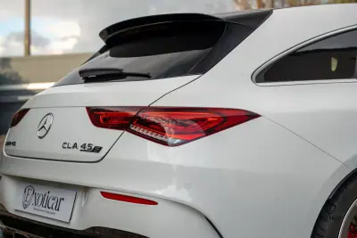 Mercedes-Benz CLA 45 AMG 2022 - 62000 EUR, 9000 km - AUTO.MOTO.pt - 9000km - foto 16 de 39