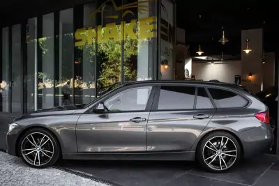 BMW 320 2014 - 11890 EUR, 285600 km - 285600km - foto 3 de 38