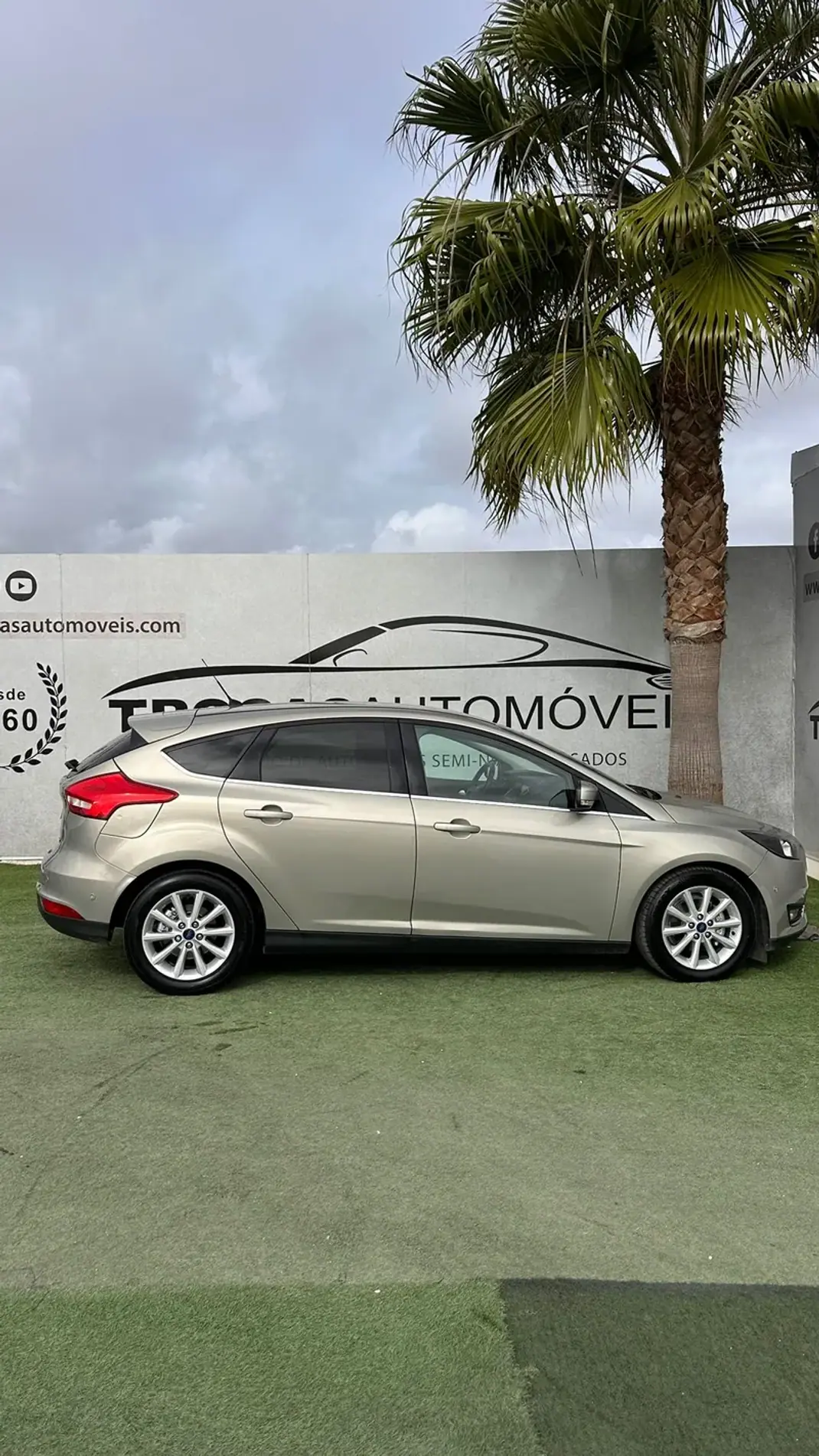 Ford Focus 2015 - 13500 EUR, 117793 km - 117793km - foto 10 de 26