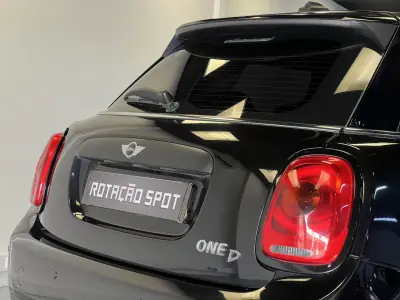 MINI 5 Portas 2016 - 13990 EUR, 95000 km - AUTO.MOTO.pt - 95000km - foto 36 de 41