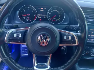 Volkswagen Golf 2013 - 17490 EUR, 214500 km - AUTO.MOTO.pt - 214500km - foto 13 de 17