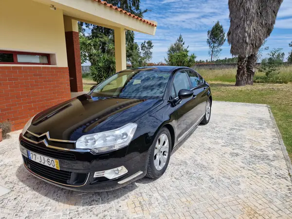 Citroën C5 2010 - 5800 EUR, 286000 km - AUTO.MOTO.pt - 286000km - foto 2 de 15