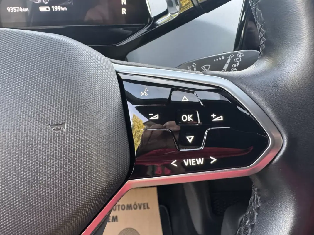 Volkswagen ID.3 2020 - 19900 EUR, 93000 km - AUTO.MOTO.pt - 93000km - foto 33 de 44