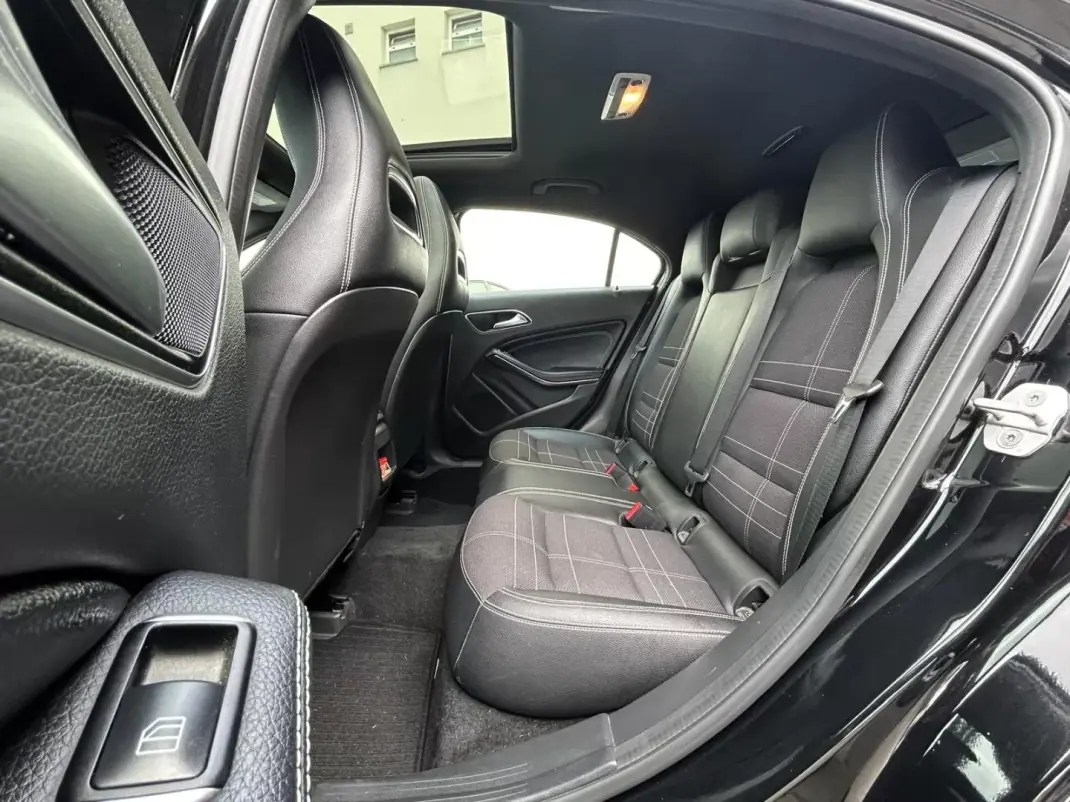Mercedes-Benz A 180 2016 - 16750 EUR, 201775 km - AUTO.MOTO.pt - 201775km - foto 19 de 23