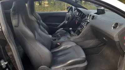 Peugeot RCZ 2011 - 13500 EUR, 94000 km - AUTO.MOTO.pt - 94000km - foto 9 de 19