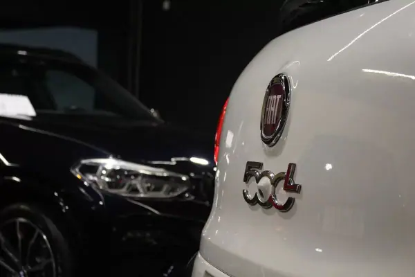 Fiat 500L 2019 - 10890 EUR, 120000 km - AUTO.MOTO.pt - 120000km - foto 10 de 25