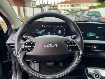 Kia EV6 2022 - 28490 EUR, 90000 km - AUTO.MOTO.pt - 90000km - foto 15 de 18