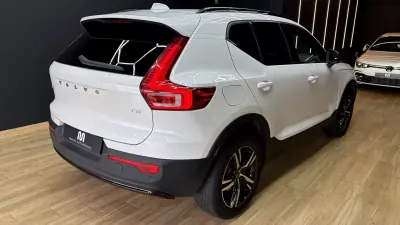 Volvo XC 40 2023 - 29970 EUR, 57000 km - AUTO.MOTO.pt - 57000km - foto 10 de 46