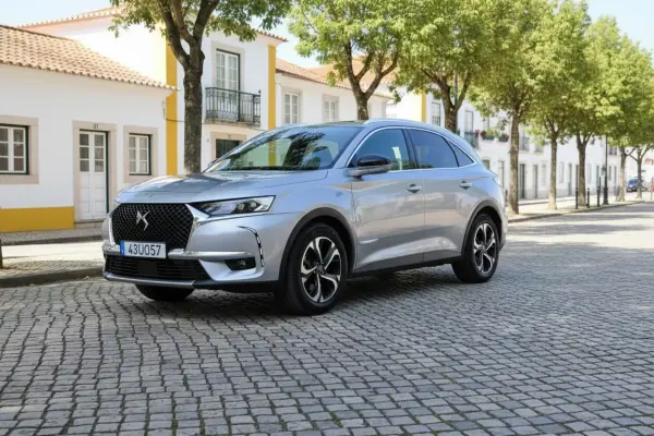 DS DS7 Crossback 2018 - 18450 EUR, 144000 km - AUTO.MOTO.pt - 144000km - foto 5 de 27