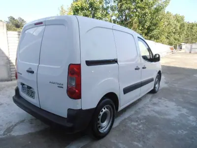 Peugeot 2016 - 10900 EUR, 112647 km - 112647km - foto 5 de 12