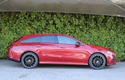 Mercedes-Benz CLA 250 2023 — foto 6 de 20