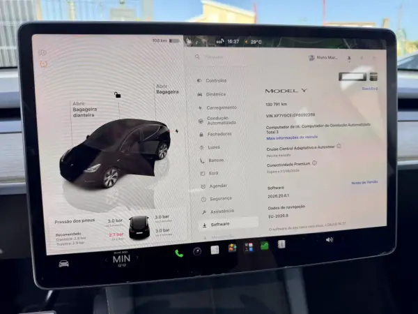 Tesla Model Y 2023 - 32990 EUR, 130000 km - 130000km - foto 12 de 18