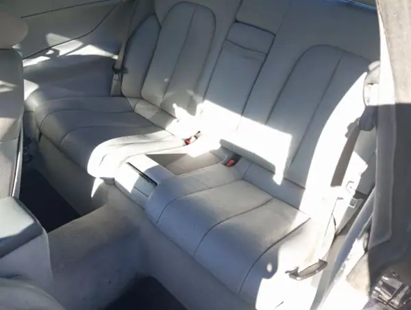 Mercedes-Benz CLK 230 2000 - 3990 EUR, 385827 km - AUTO.MOTO.pt - 385827km - foto 7 de 12