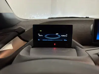 BMW i3 2020 - 20500 EUR, 45000 km - AUTO.MOTO.pt - 45000km - foto 10 de 24