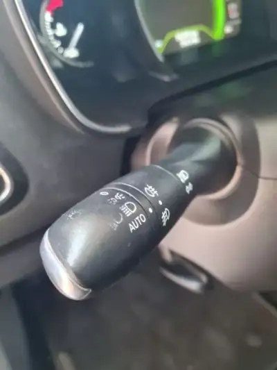 Renault Mégane 2016 - 13600 EUR, 152000 km - AUTO.MOTO.pt - 152000km - foto 9 de 21