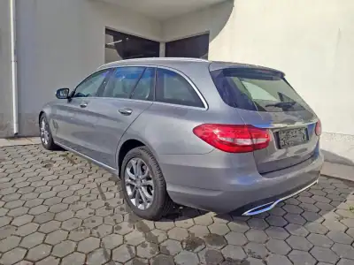 Mercedes-Benz C 180 2015 - 14990 EUR, 208711 km - AUTO.MOTO.pt - 208711km - foto 3 de 11