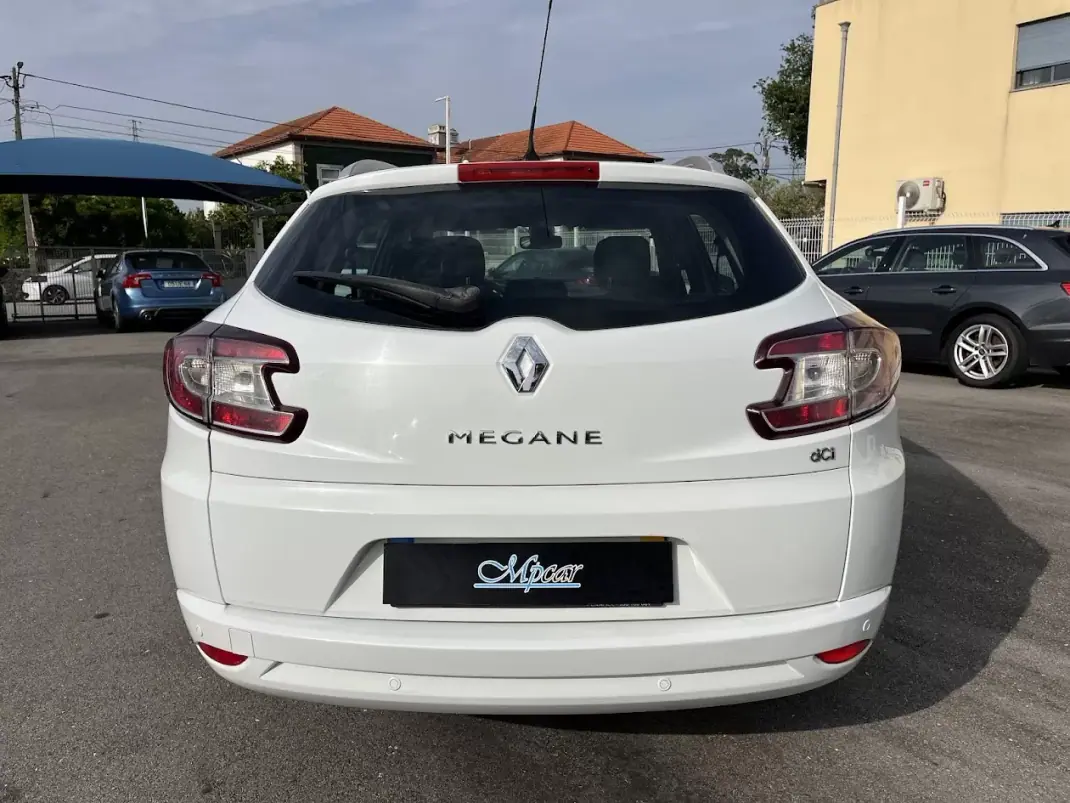 Renault Mégane Sport Tourer 2012 - 6950 EUR, 227000 km - AUTO.MOTO.pt - 227000km - foto 6 de 36