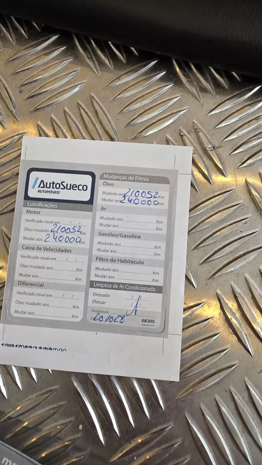 Volvo V60 2015 - 11900 EUR, 314478 km - AUTO.MOTO.pt - 314478km - foto 57 de 60