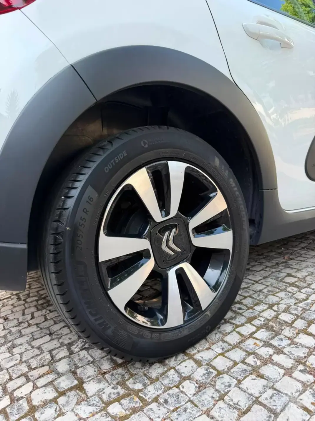 Citroën C3 2017 - 8990 EUR, 131214 km - 131214km - foto 4 de 20