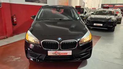 BMW 216 Active Tourer 2018 - 16890 EUR, 83598 km - AUTO.MOTO.pt - 83598km - foto 8 de 44