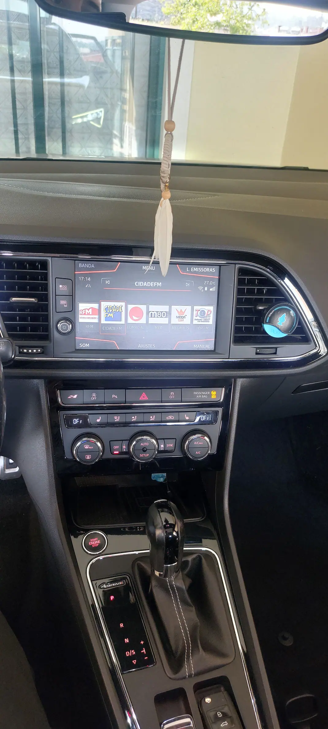 SEAT Leon ST 2017 - 23000 EUR, 198500 km - 198500km - foto 11 de 11
