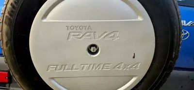 Toyota RAV4 1996 - 9990 EUR, 288967 km - AUTO.MOTO.pt - 288967km - foto 8 de 14