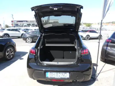 Peugeot 208 2024 - 15900 EUR, 36144 km - 36144km - foto 7 de 14