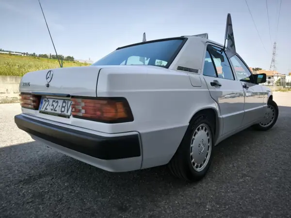 Mercedes-Benz 1993 - 9950 EUR, 89439 km - AUTO.MOTO.pt - 89439km - foto 31 de 60