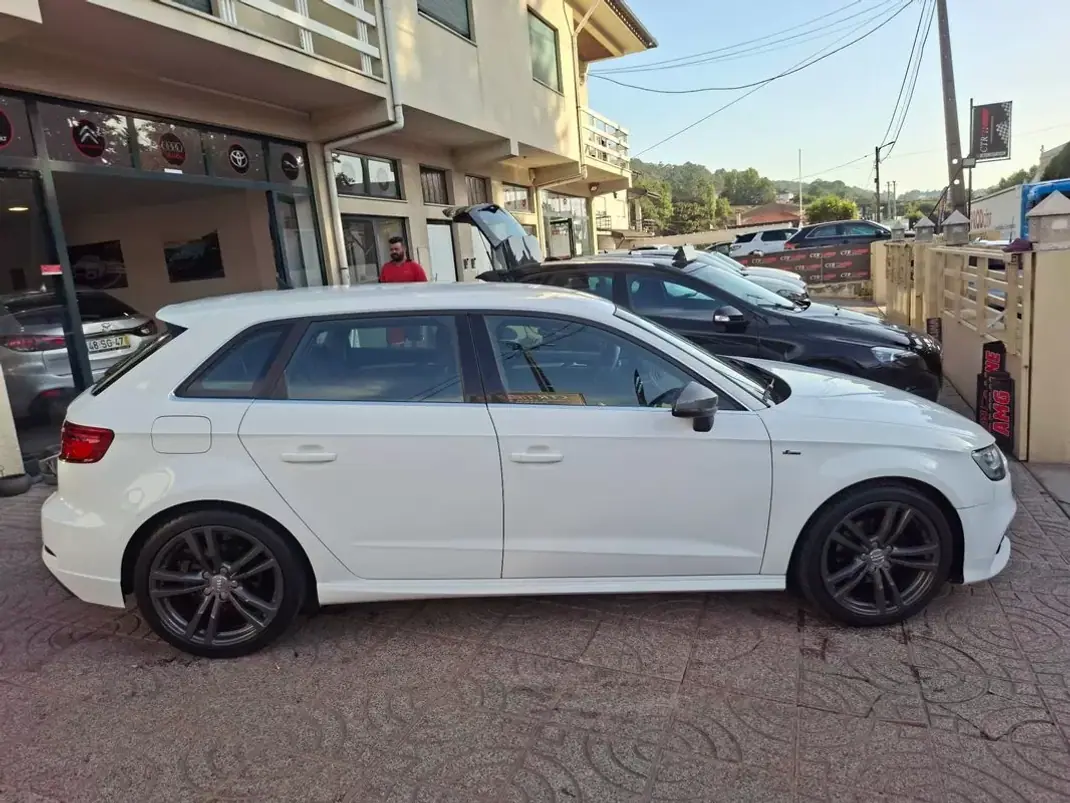 Audi A3 Sportback 2019 - 18500 EUR, 98000 km - 98000km - foto 7 de 28