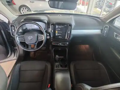 Volvo XC 40 2019 - 23850 EUR, 132000 km - AUTO.MOTO.pt - 132000km - foto 19 de 35