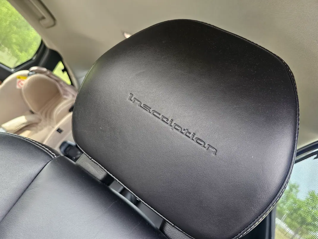 Volvo S90 2018 - 30000 EUR, 85000 km - AUTO.MOTO.pt - 85000km - foto 9 de 13