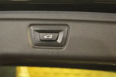 BMW 320 2021 - 26800 EUR, 137000 km - AUTO.MOTO.pt - 137000km - foto 28 de 28