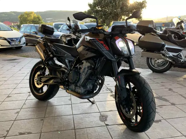 KTM Duke 990 R 2021 - 7950 EUR, 5429 km - AUTO.MOTO.pt - 5429km - foto 4 de 18