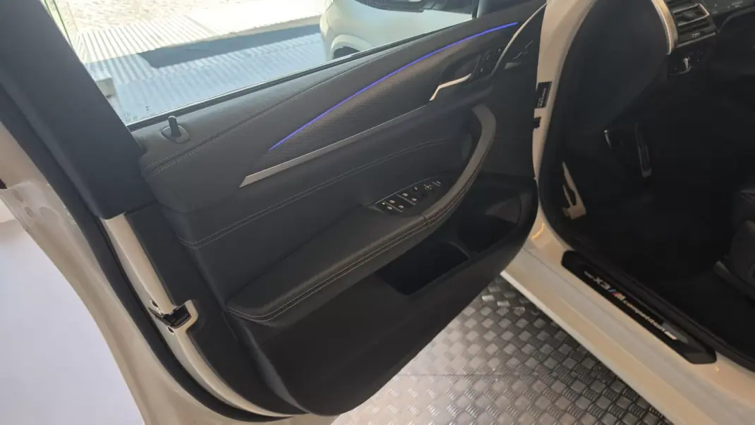 BMW X3 M 2023 - 89900 EUR, 34807 km - 34807km - foto 39 de 68