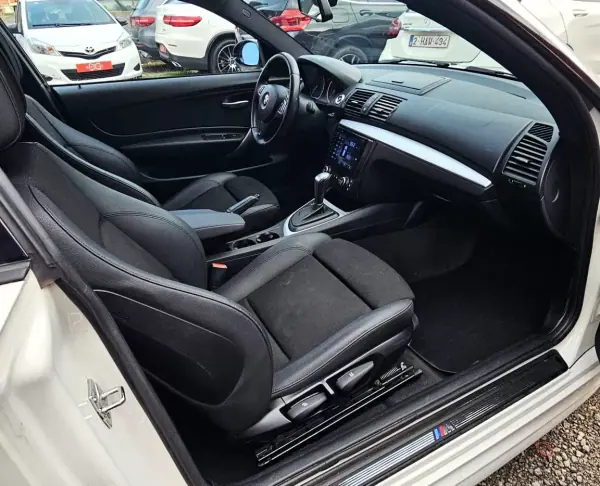 BMW 120 2008 - 14999 EUR, 229000 km - 229000km - foto 16 de 20