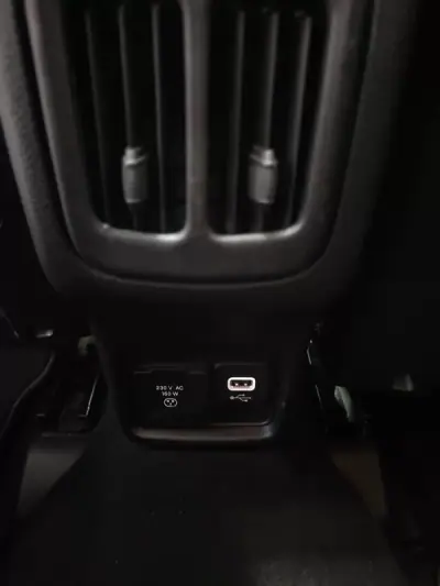Jeep Compass 2021 - 22500 EUR, 107000 km - AUTO.MOTO.pt - 107000km - foto 43 de 45