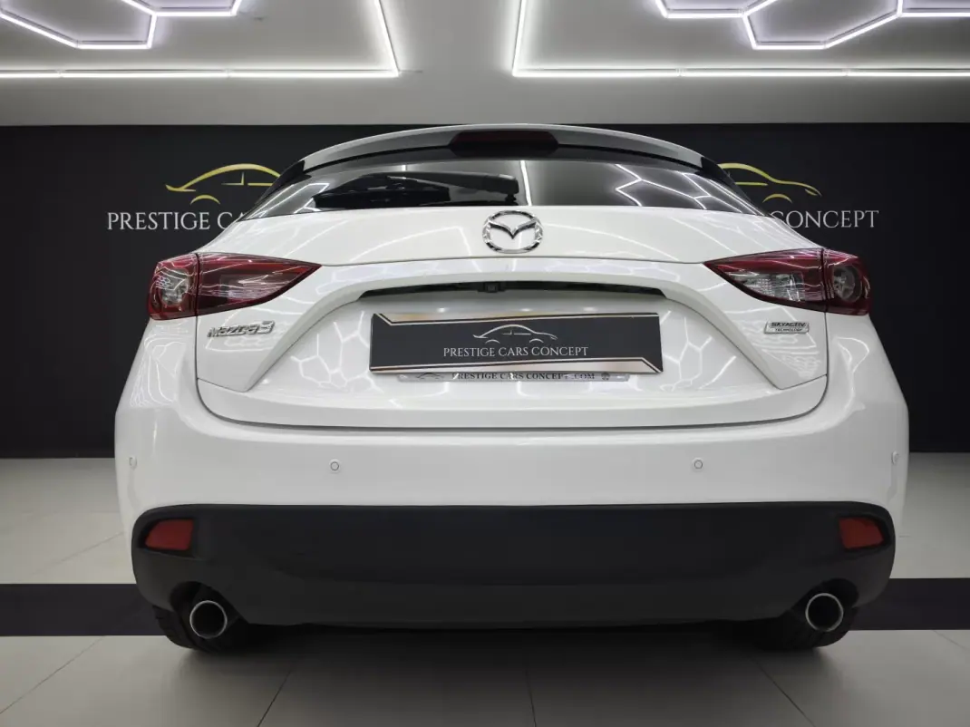 Mazda 3 2016 - 12450 EUR, 207205 km - AUTO.MOTO.pt - 207205km - foto 13 de 40