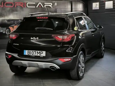 Kia Stonic 2024 - 17950 EUR, 9000 km - AUTO.MOTO.pt - 9000km - foto 3 de 46